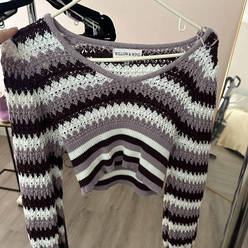 Stripped Cropped Sweater
